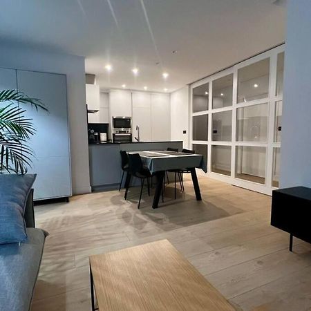 Malecon 47 Apartamento Reformado En Primera Linea Apartment Muxia Luaran gambar